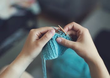 Đôi que đan | Bài thơ Đôi que đan (Phạm Hổ)